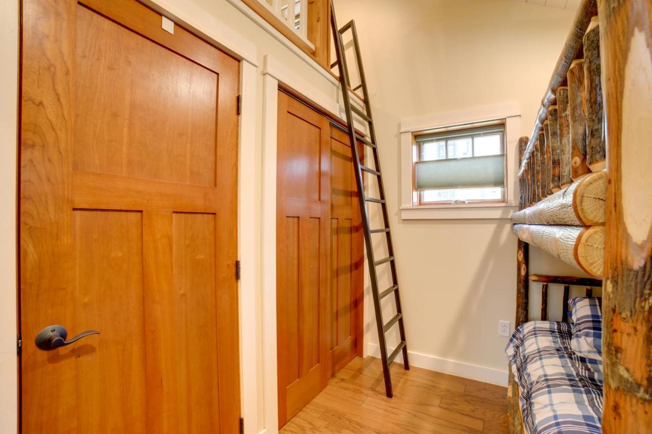 Pet-friendly Pennsylvania Vacation With Pool!