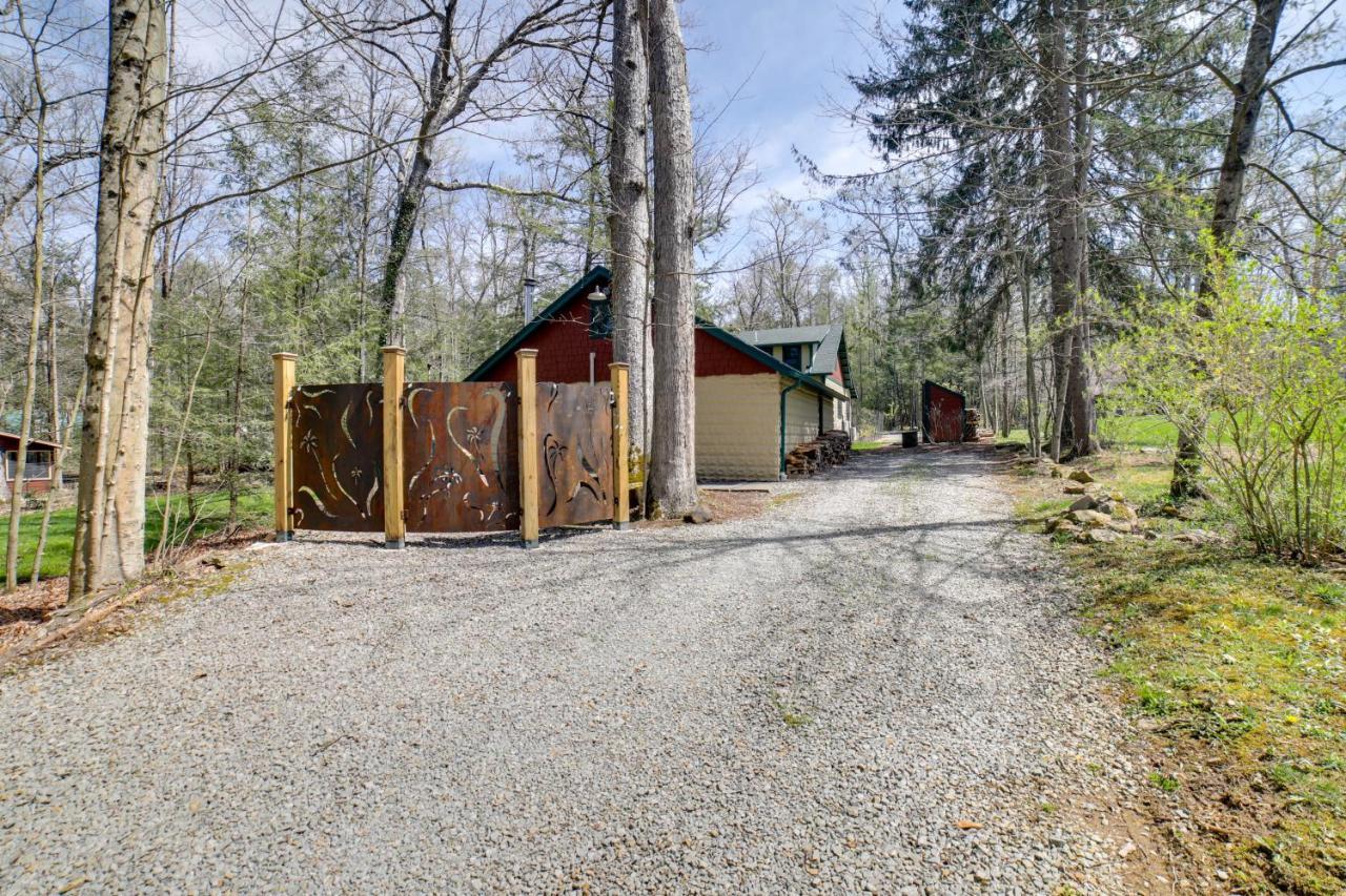 Pet-friendly Pennsylvania Vacation With Pool! *