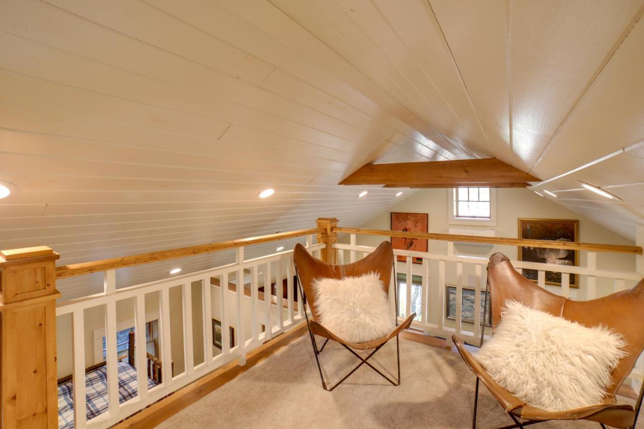 Pet-friendly Pennsylvania Vacation With Pool! Laughlintown